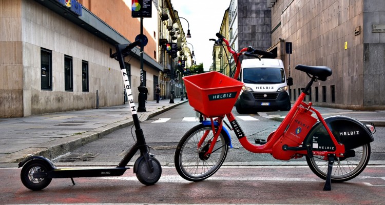 Le e-bike Greta di Helbiz sono pronte a popolare Torino