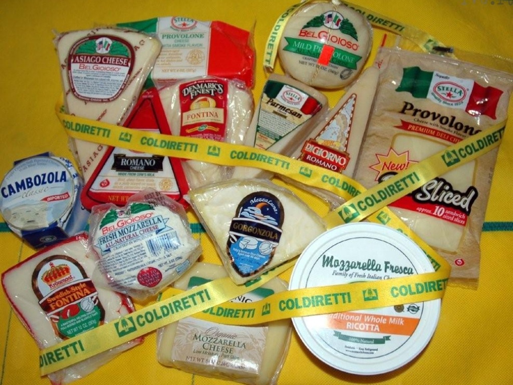 Contraffazione, paura a tavola per 2 italiani su 3