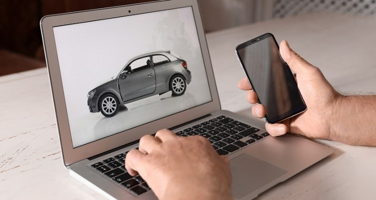 Auto online: il 28% la compra tramite smartphone