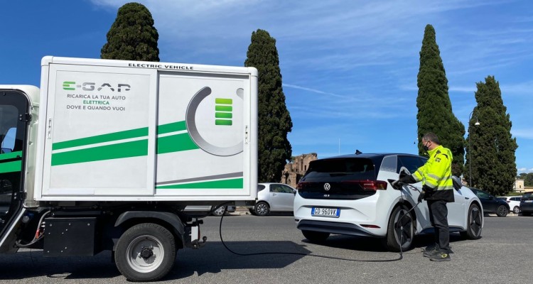 E-GAP accordo con Carpoint per ricarica elettrica on demand ai clienti Volkswagen di Roma