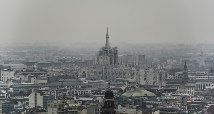 Studio di Greenpeace: a Milano torna a salire il livello di inquinamento dell'aria