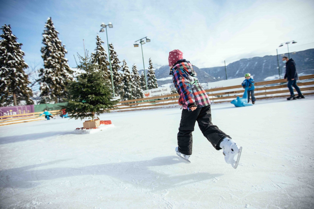 A Tirolo per l'Avvento si scivola sulle lame