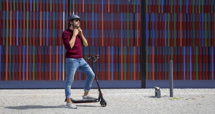 Monopattino: lo usano oltre 2,5 milioni di italiani