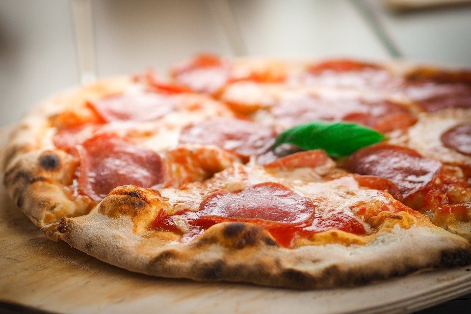 Oggio è la Giornata della Pizza, Coldiretti: crack da 2,5 mld con Covid