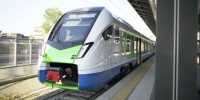 Trenord: il primo treno diesel-elettrico Colleoni in servizio sulla Brescia-Piadena-Parma