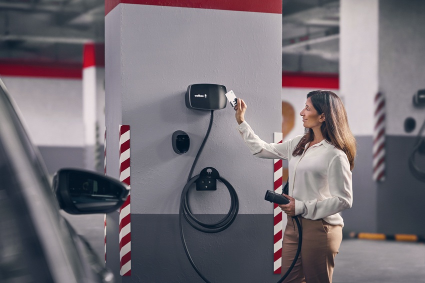 Veicoli elettrici:  Wallbox amplia la gamma 'Commander'