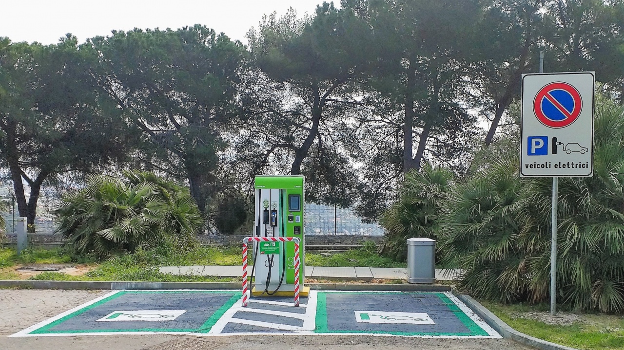 Gruppo ASTM:  due nuove stazioni di ricarica lungo l’A10 Savona - Ventimiglia
