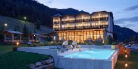  In Alto Adige nascono gli Stelvio Hotels: 4 strutture della famiglia Thöni per una vacanza nel Parco Nazionale dello Stelvio.