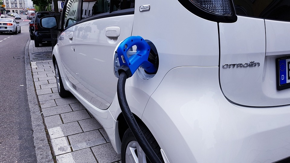 ENEA calcola invecchiamento batterie delle stazioni di ricarica per veicoli elettrici
