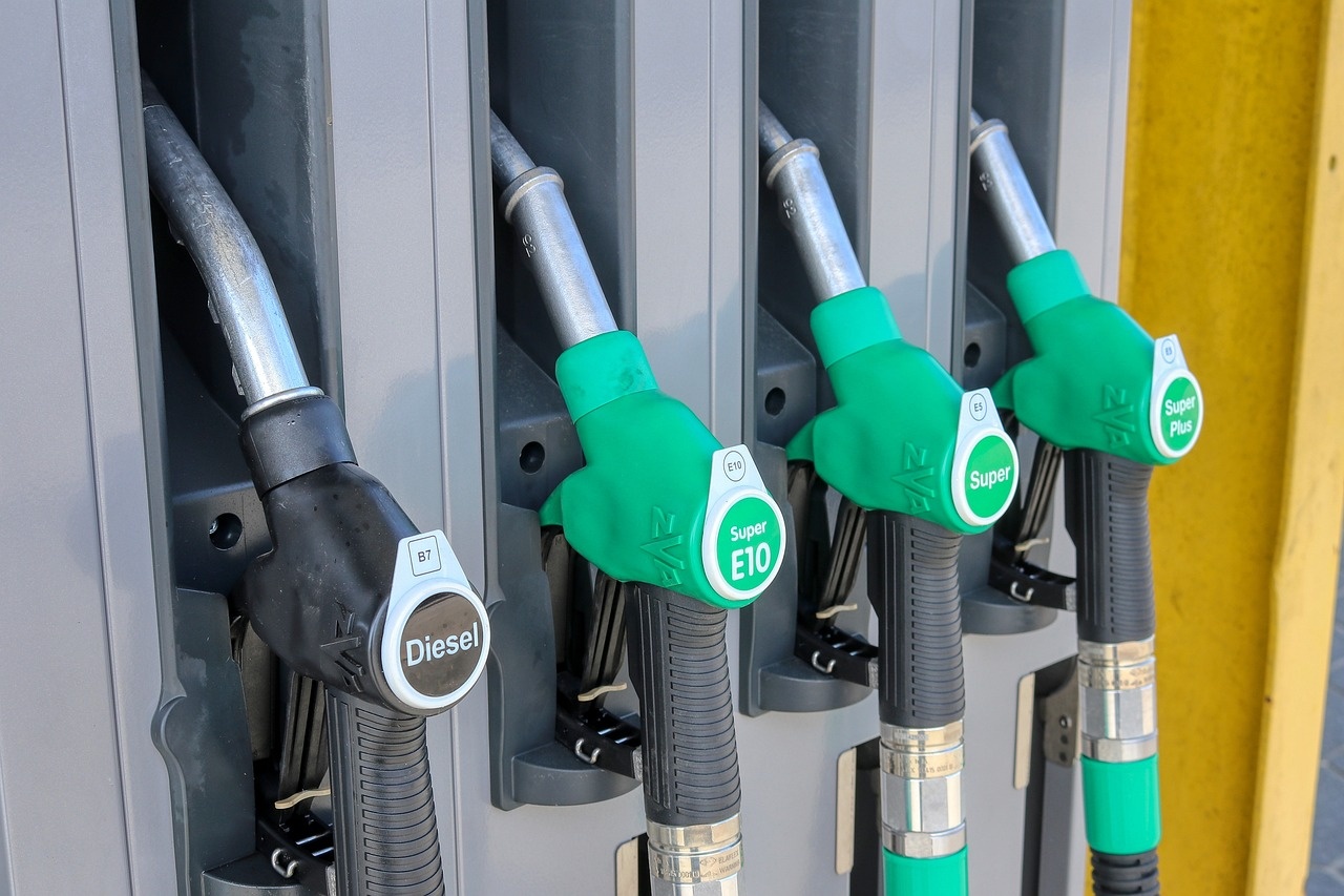 Caro benzina: più di otto italiani su dieci preoccupati dall’aumento dei costi