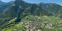 Tirolo: l’armonia dei contrasti, tra malghe e palme  