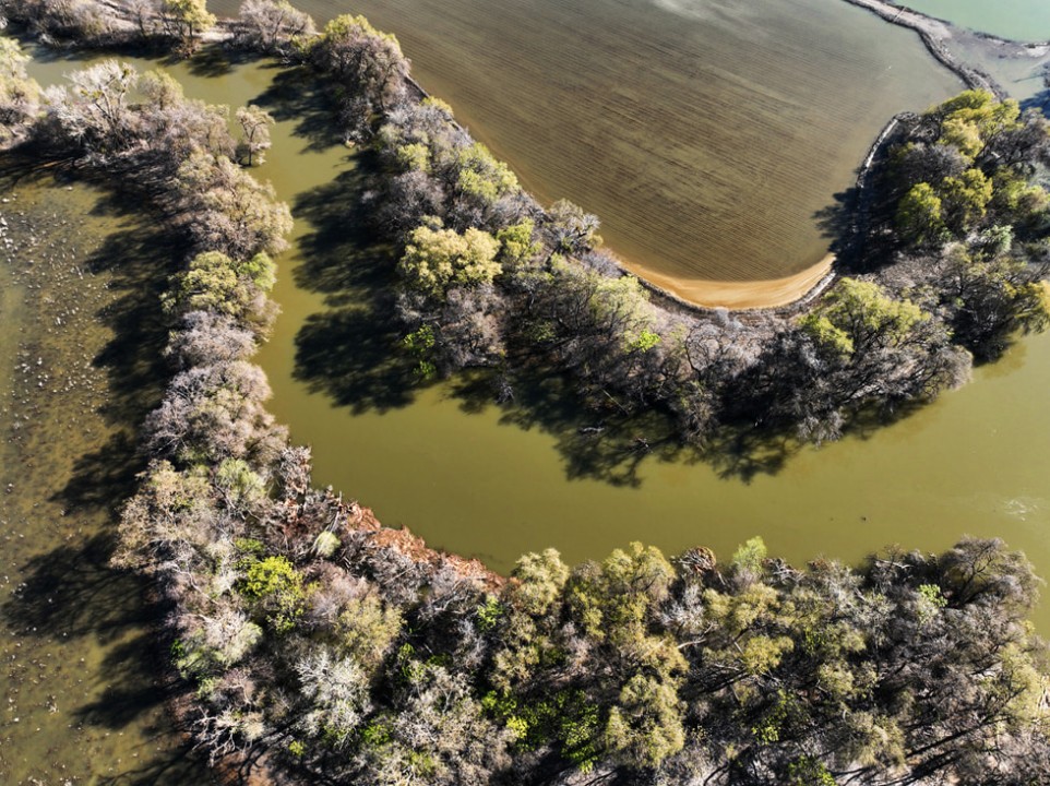 Apple aumenta l’investimento in acqua ed energia pulite in tutto il mondo