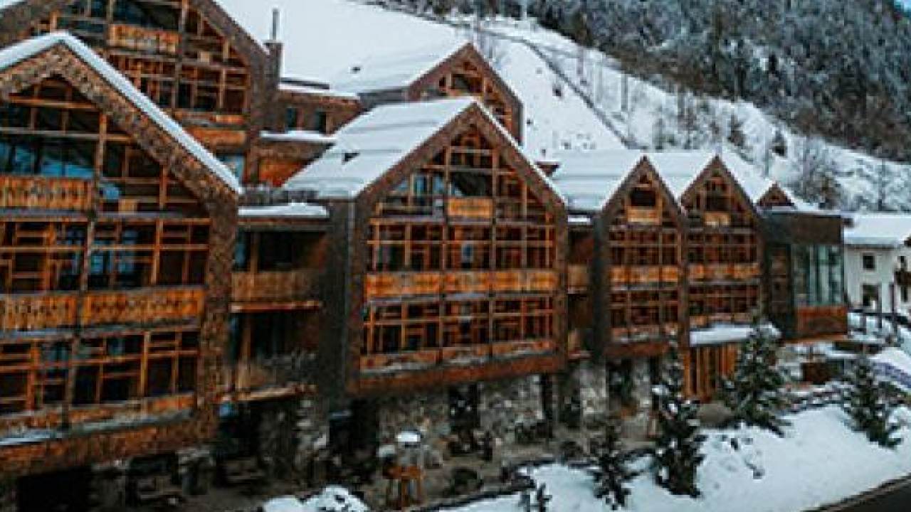 Abbracciare l’inverno al Tenne Lodges & Chalets di Racines (BZ)