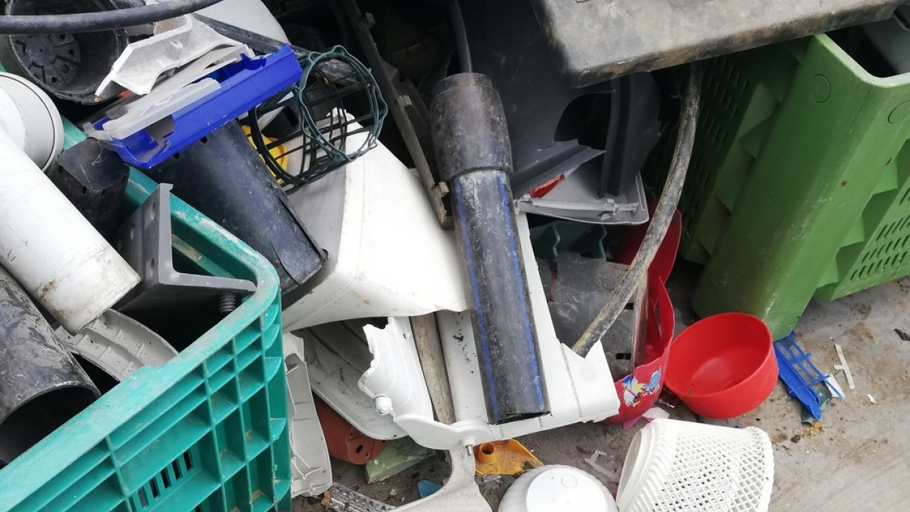 Plastica e rifiuti, Ecopolietilene e STR sperimentano la raccolta differenziata dei beni in polietilene