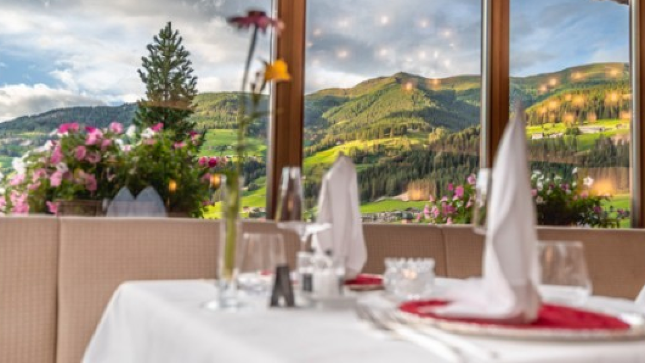 Appuntamenti culinari d’autunno al Bad Moos Aqua Spa Resort in Alto Adige: dal brunch al corso di cucina