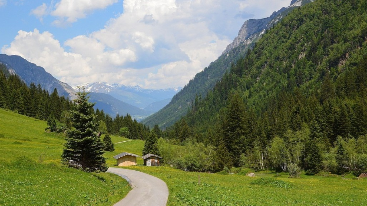 Tirolo in Alto Adige, location strategica per visitare Merano   