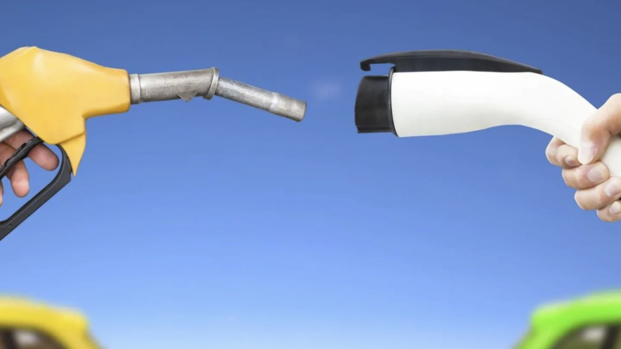 Conviene passare all’auto elettrica? Ce lo dice il comparatore sviluppato da Vaielettrico.it e TariffEV