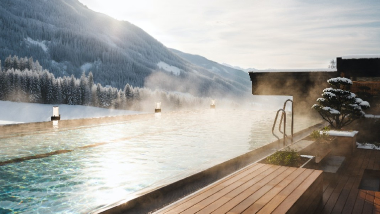 Tirolo e Alto Adige: le piscine Adults Only dei resort di design in montagna