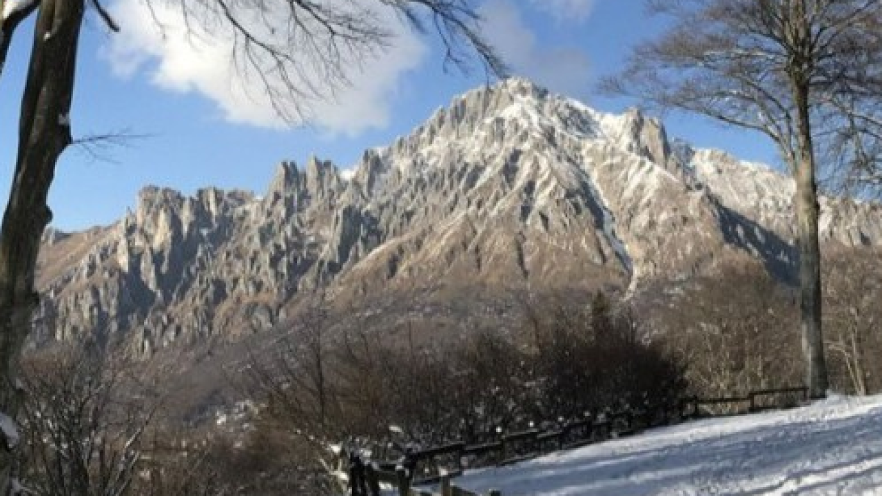 Lecco: domenica passeggiata guidata ai Resinelli ai piedi della Grigna a sbalzo sul lago 