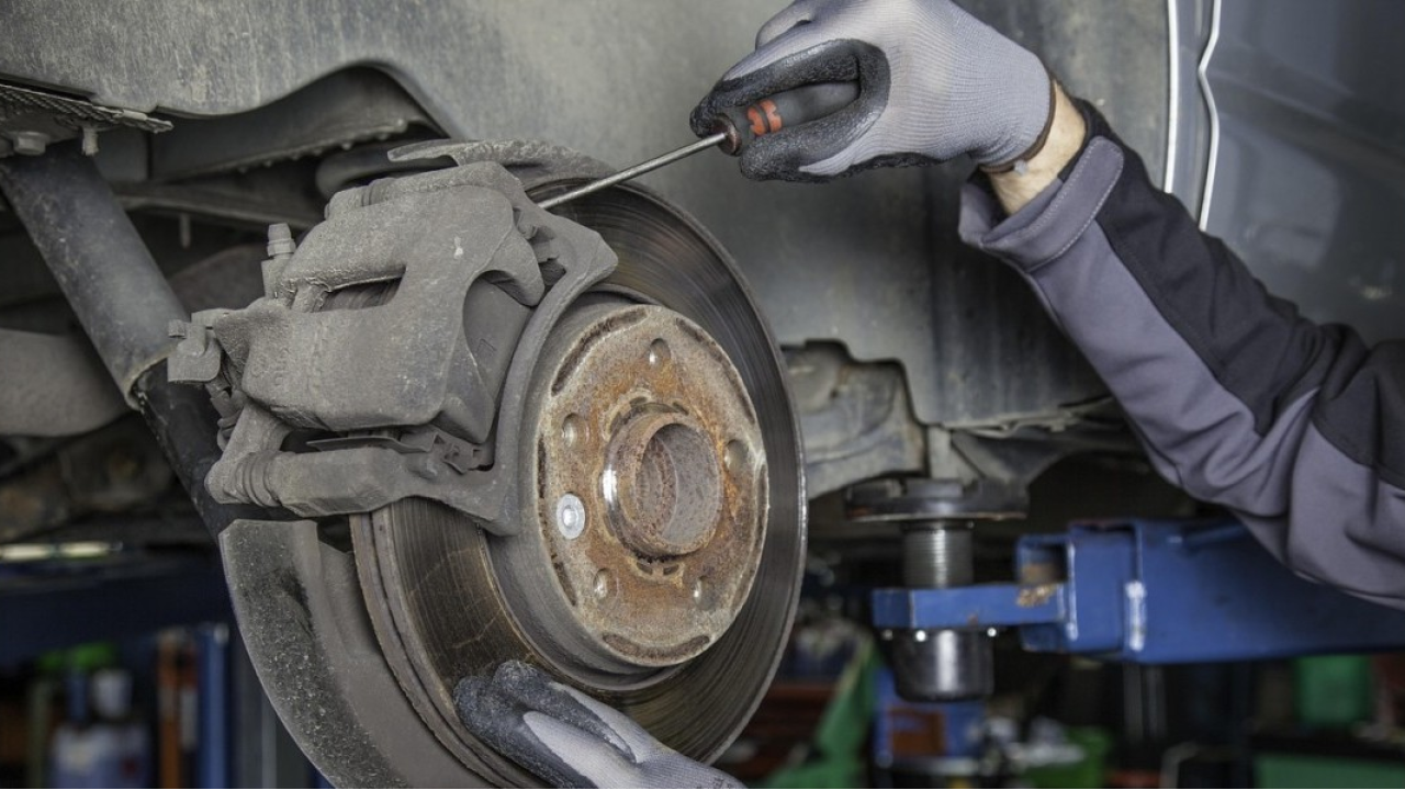 ENEA studia l’inquinamento dell’aria da microplastiche degli pneumatici