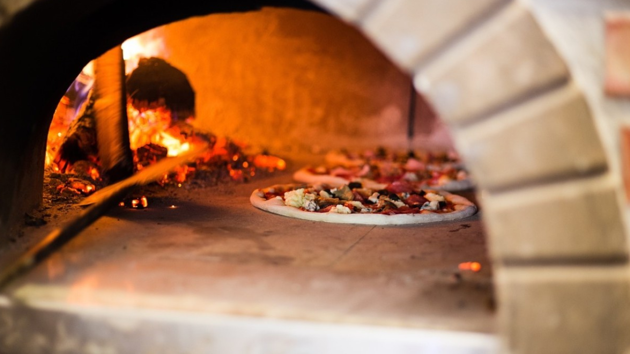 Pizzerie, ENEA misura per la prima volta gli inquinanti emessi dai forni a legna