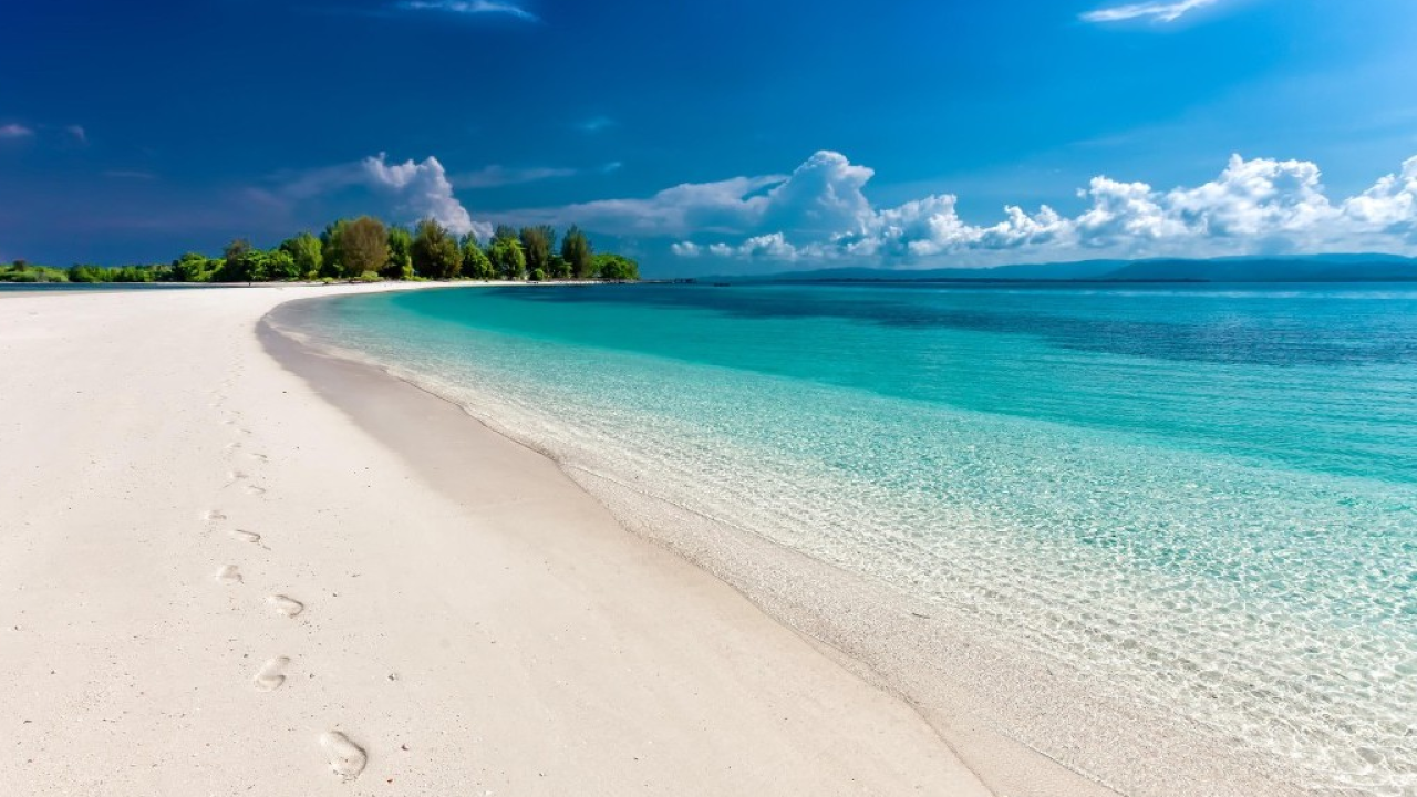 Belitung, l’isola segreta dell’Indonesia: il nuovo paradiso tropicale con KIBO
