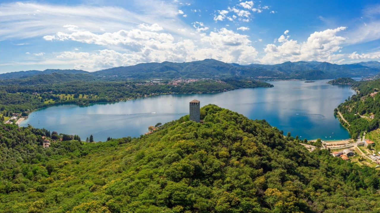 Tra specchi d’acqua e verdi vette: l'estate nel Distretto Turistico dei Laghi