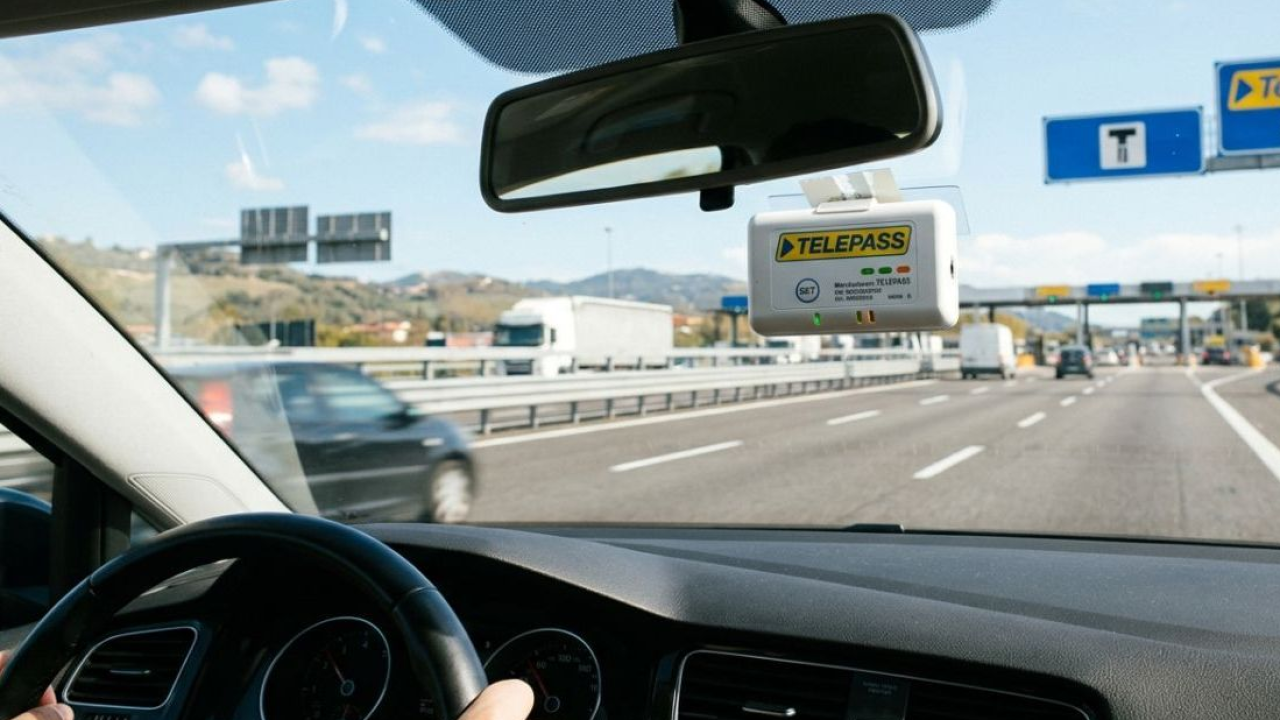 Il telepedaggio non è più solo Telepass: come scegliere tra le nuove offerte di mercato