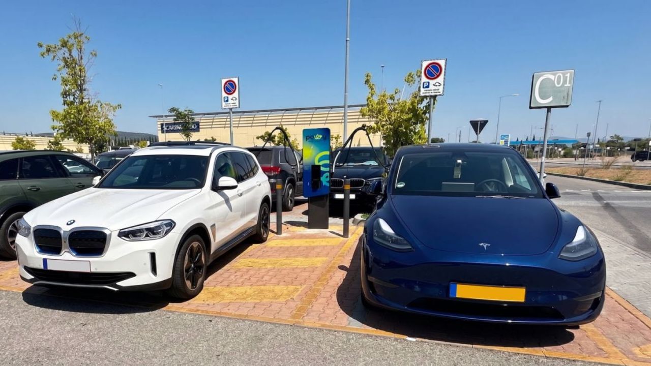 Powy e IGD Siiq insieme per la mobilità elettrica: colonnine di ricarica nei centri commerciali