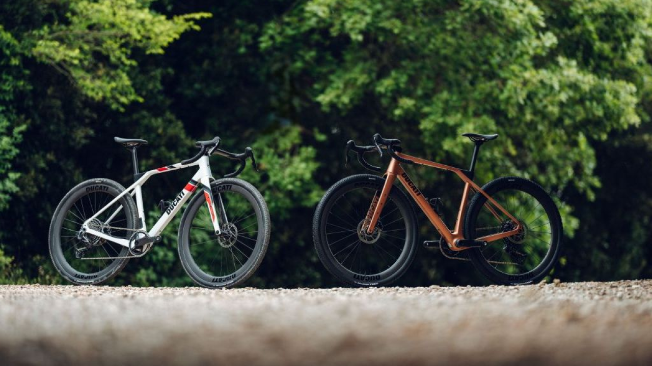Prestazioni e design italiano nella nuova collezione di bici Ducati e Gruppo Zecchetto