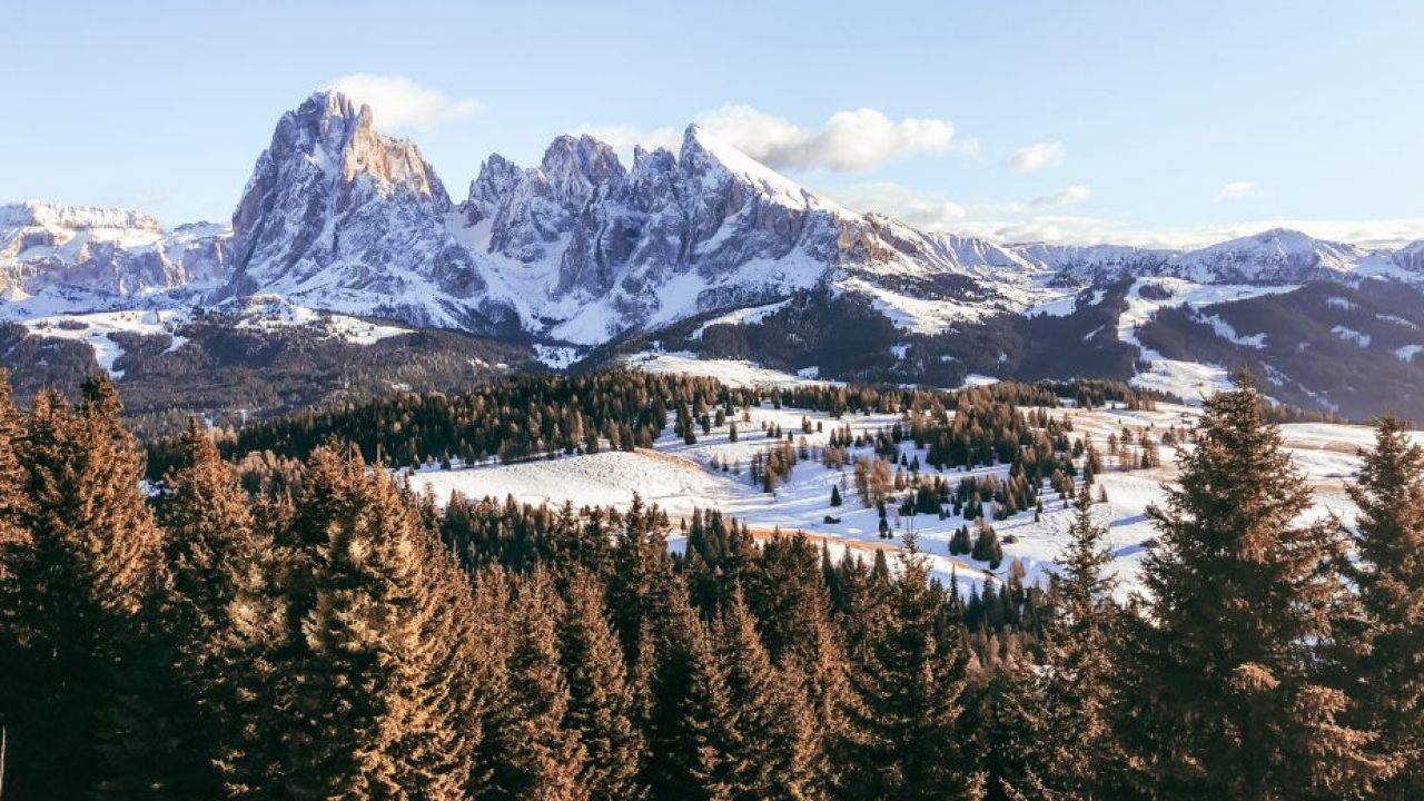 Val Gardena in autunno: tra foliage, tradizioni ladine e sapori autentici con la Segra Sacun e il Culinarium Urtijëi